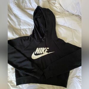 Nike Cropped Hoodie
